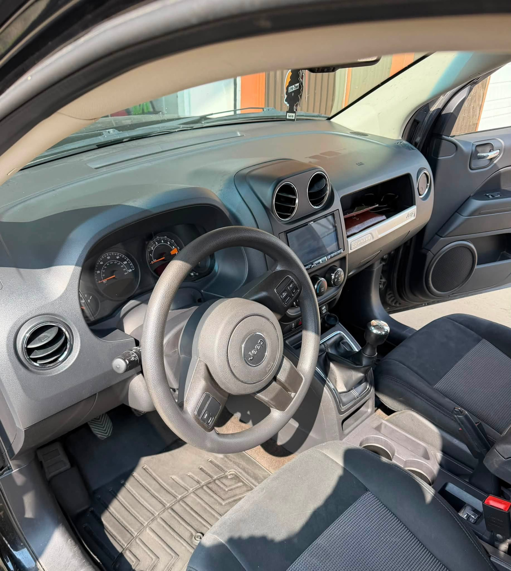 Detailed Jeep dashboard and front seats